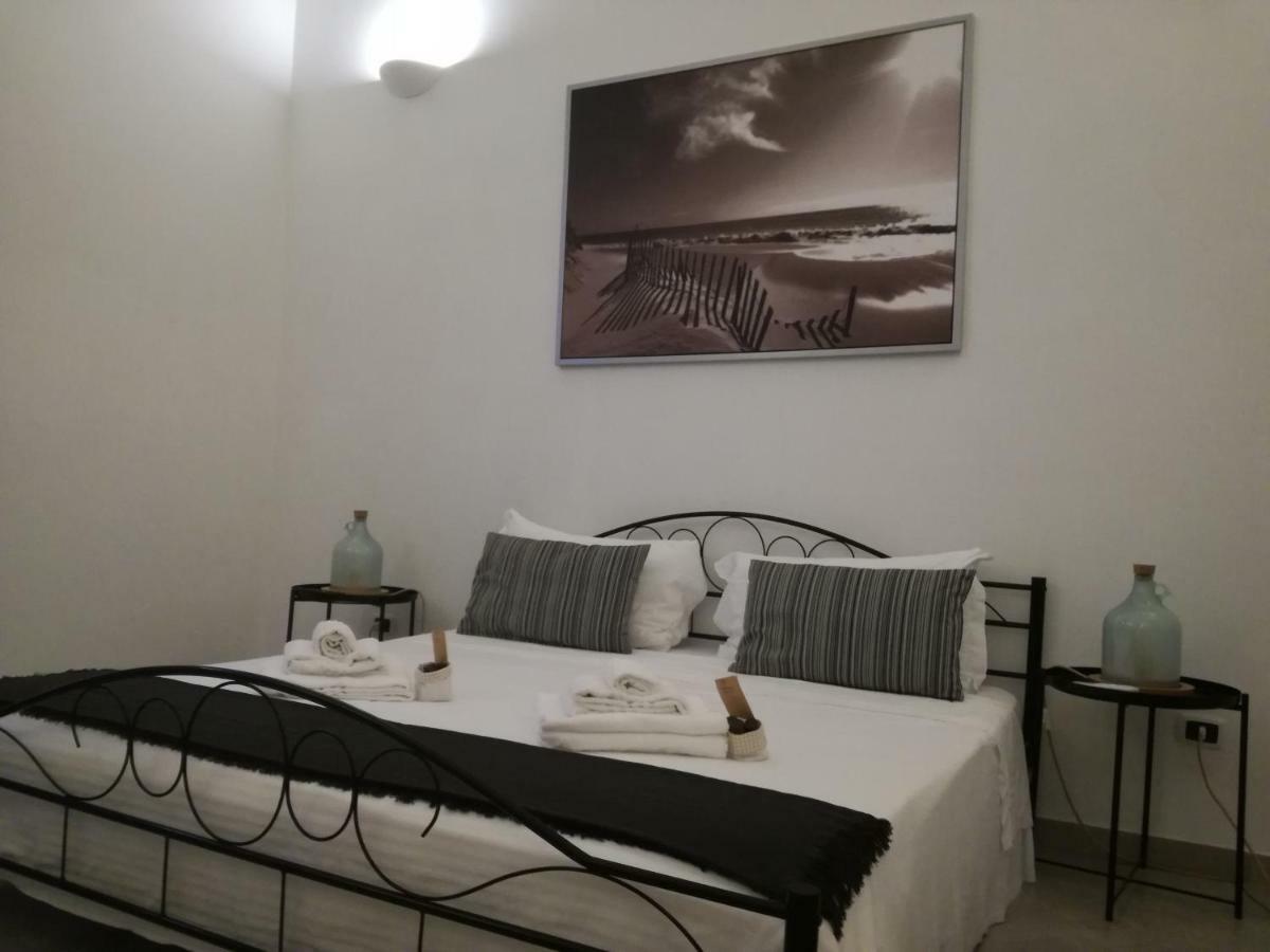 Suite Al Ponte 2.0 Таранто Экстерьер фото